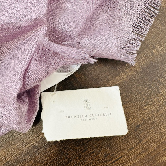 BRUNELLO CUCINELLI
Metallic Cashmere Blend Scarf - Picture 7 of 7
